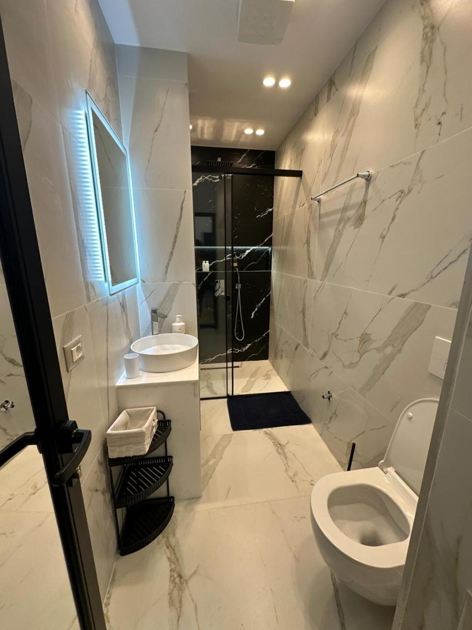 Erinda'S Apartment Τίρανα Εξωτερικό φωτογραφία
